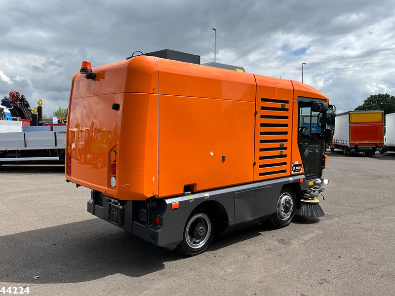 Ravo 540 Euro 6 - سياره كنس شوارع: صورة 4 Ravo 540 Euro 6 - سياره كنس شوارع: صورة 4