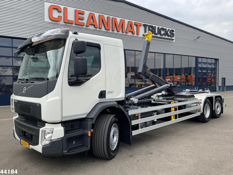 Volvo FE 350 6x2 Hyvalift 20 Ton haakarmsysteem - شاحنة برافعة خطافية: صورة 1 Volvo FE 350 6x2 Hyvalift 20 Ton haakarmsysteem - شاحنة برافعة خطافية: صورة 1