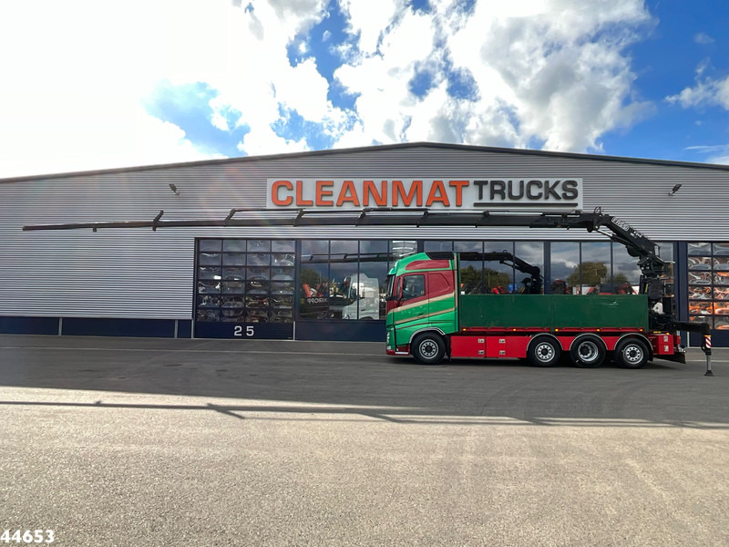 Volvo FH 540 8x2 Euro 6 Fassi 24 Tonmeter laadkraan - شاحنة كرين: صورة 1 Volvo FH 540 8x2 Euro 6 Fassi 24 Tonmeter laadkraan - شاحنة كرين: صورة 1