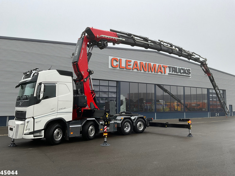Volvo FH 540 8x2 Fassi 145 Tonmeter laadkraan + Fly-JIb Just 7.187 Km! Demo voertuig! - مقطورة السحب: صورة 1 Volvo FH 540 8x2 Fassi 145 Tonmeter laadkraan + Fly-JIb Just 7.187 Km! Demo voertuig! - مقطورة السحب: صورة 1