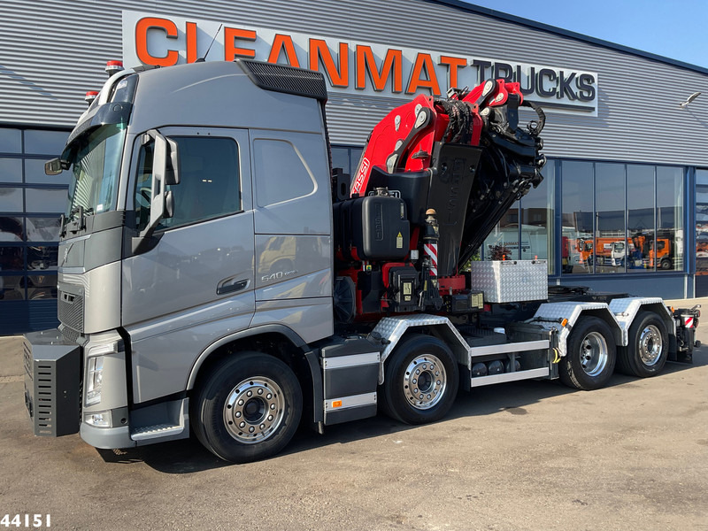 Volvo FH 540 Fassi 165 Tonmeter laadkraan + Fly-Jib Just 104.869 km! - شاحنة كرين: صورة 3 Volvo FH 540 Fassi 165 Tonmeter laadkraan + Fly-Jib Just 104.869 km! - شاحنة كرين: صورة 3