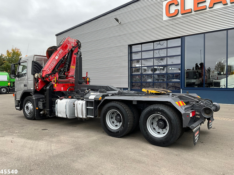 Volvo FM 340 6x4 Fassi 19 Tonmeter laadkraan - رأس تريلا: صورة 2 Volvo FM 340 6x4 Fassi 19 Tonmeter laadkraan - رأس تريلا: صورة 2