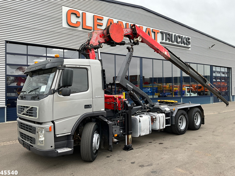 Volvo FM 340 6x4 Fassi 19 Tonmeter laadkraan - شاحنة برافعة خطافية, شاحنة كرين: صورة 1 Volvo FM 340 6x4 Fassi 19 Tonmeter laadkraan - شاحنة برافعة خطافية, شاحنة كرين: صورة 1