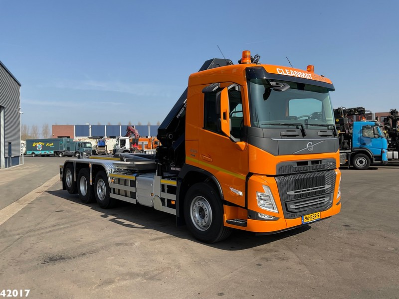 Volvo FM 420 8x2 HMF 28 Tonmeter laadkraan - شاحنة برافعة خطافية, شاحنة كرين: صورة 5 Volvo FM 420 8x2 HMF 28 Tonmeter laadkraan - شاحنة برافعة خطافية, شاحنة كرين: صورة 5