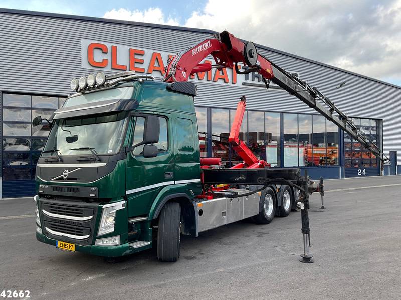 Volvo FM 460 8x4 TRIDEM Euro 6 32 Tonmeter laadkraan - شاحنة برافعة خطافية, شاحنة كرين: صورة 1 Volvo FM 460 8x4 TRIDEM Euro 6 32 Tonmeter laadkraan - شاحنة برافعة خطافية, شاحنة كرين: صورة 1