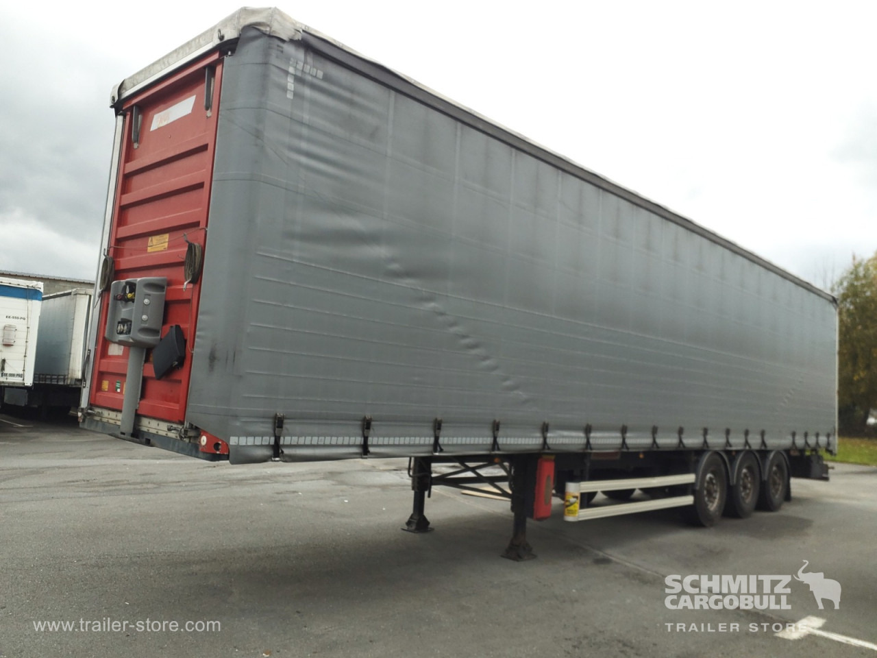 FRUEHAUF Curtainsider Standard - نصف مقطورة بستائر جانبية: صورة 5 FRUEHAUF Curtainsider Standard - نصف مقطورة بستائر جانبية: صورة 5