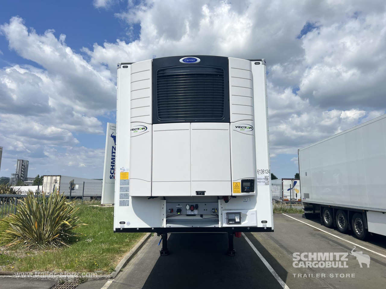 SCHMITZ Reefer Standard - نصف مقطورة ثابتة الحرارة: صورة 2 SCHMITZ Reefer Standard - نصف مقطورة ثابتة الحرارة: صورة 2