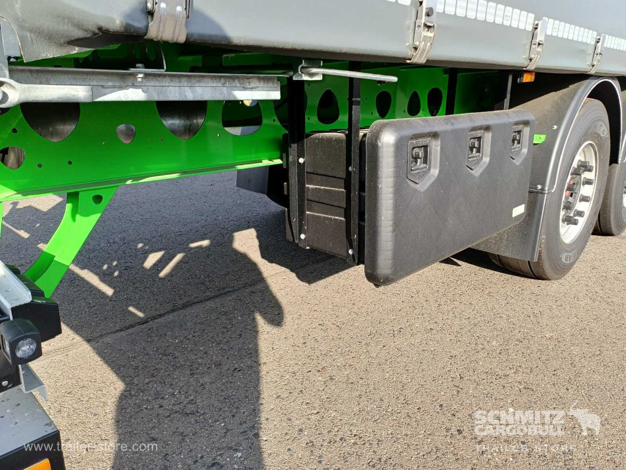 BERGER Auflieger Curtainsider Standard - نصف مقطورة بستائر جانبية: صورة 4 BERGER Auflieger Curtainsider Standard - نصف مقطورة بستائر جانبية: صورة 4