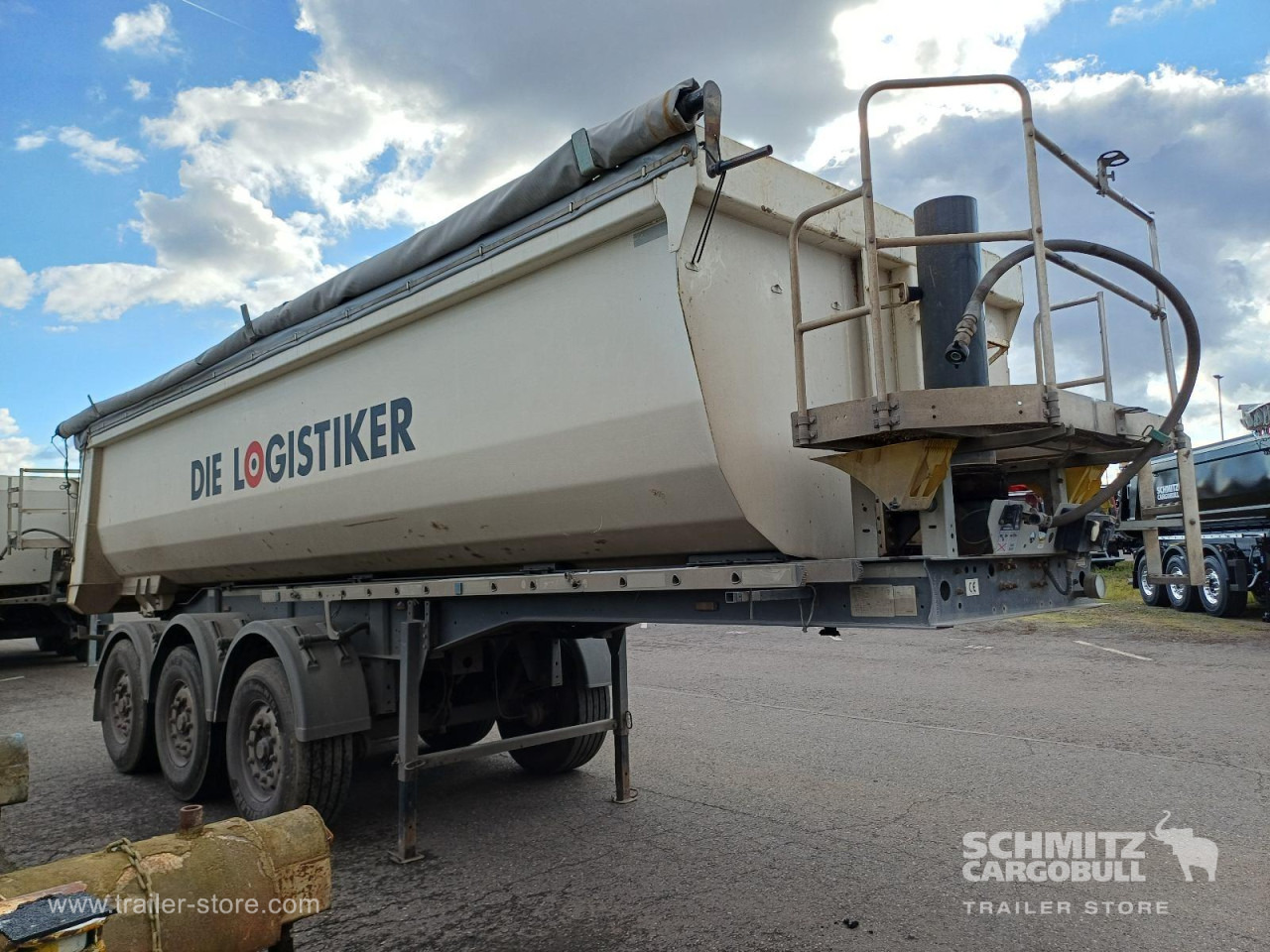 LANGENDORF Auflieger Kipper Stahlrundmulde 24m³ - نصف مقطورة قلابة: صورة 1 LANGENDORF Auflieger Kipper Stahlrundmulde 24m³ - نصف مقطورة قلابة: صورة 1