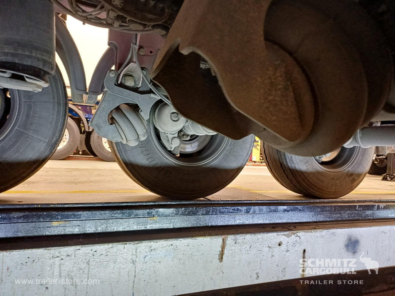 SCHMITZ Auflieger Kipper Alukastenmulde 24m³ - نصف مقطورة قلابة: صورة 3 SCHMITZ Auflieger Kipper Alukastenmulde 24m³ - نصف مقطورة قلابة: صورة 3