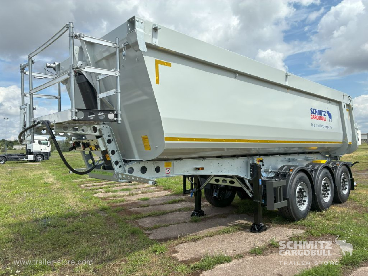 نصف مقطورة قلابة للبيع  SCHMITZ Auflieger Kipper Stahlrundmulde 29m³: صورة 8