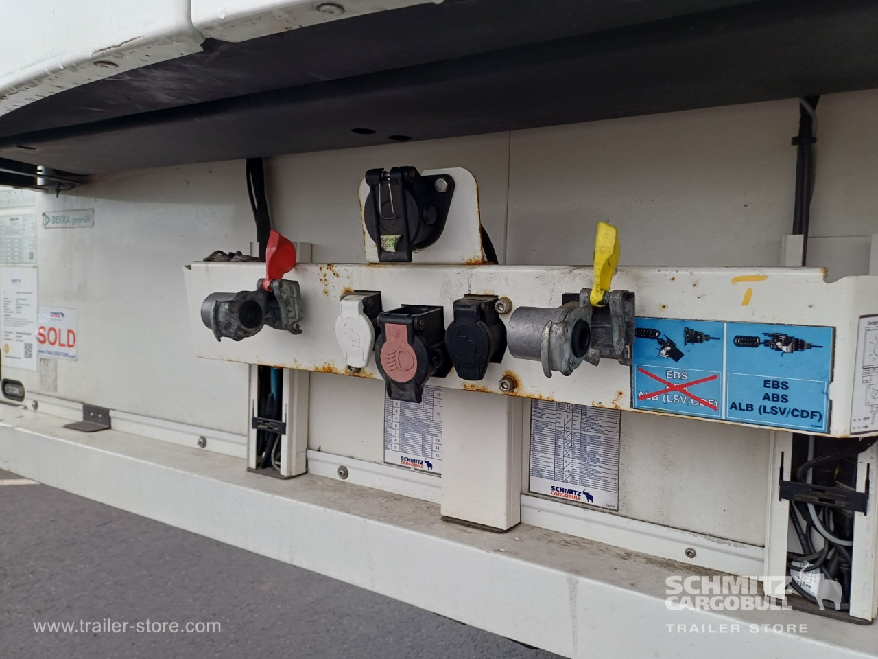 SCHMITZ Auflieger Tiefkühler Standard Double deck - نصف مقطورة ثابتة الحرارة: صورة 2 SCHMITZ Auflieger Tiefkühler Standard Double deck - نصف مقطورة ثابتة الحرارة: صورة 2