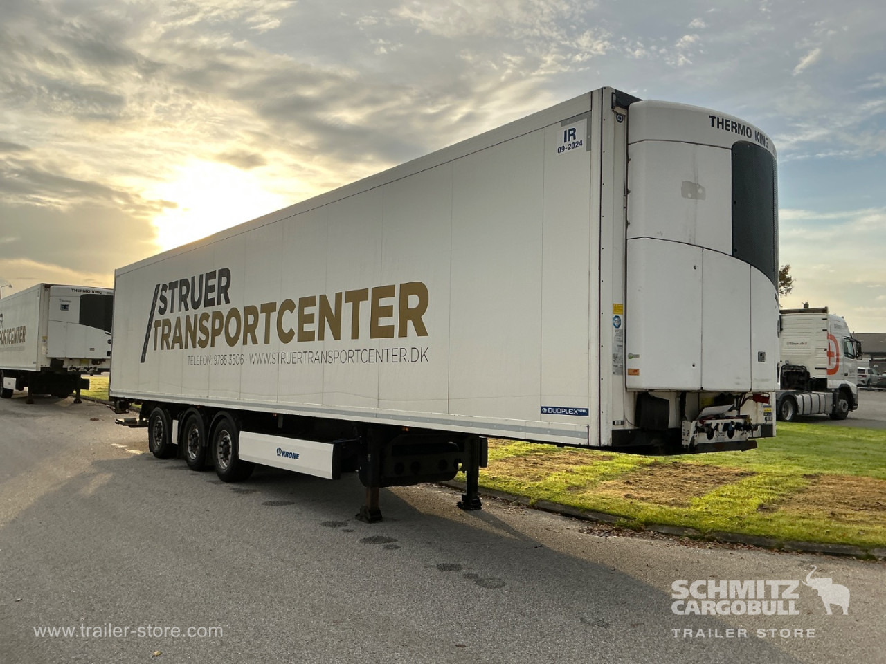 KRONE Reefer Standard Taillift - نصف مقطورة ثابتة الحرارة: صورة 1 KRONE Reefer Standard Taillift - نصف مقطورة ثابتة الحرارة: صورة 1