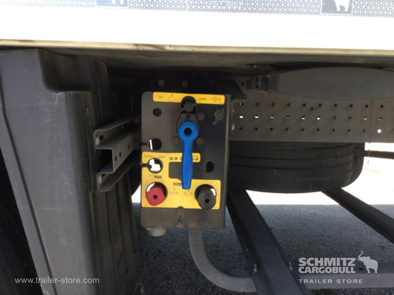 نصف مقطورة ثابتة الحرارة SCHMITZ Reefer Meat hanging system: صورة 6 نصف مقطورة ثابتة الحرارة SCHMITZ Reefer Meat hanging system: صورة 6