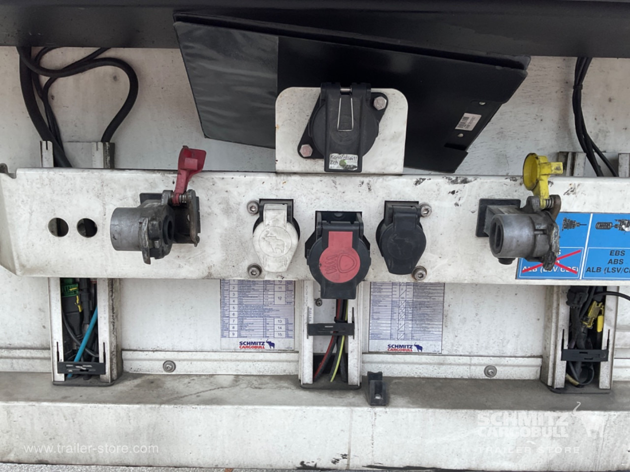 SCHMITZ Reefer Standard Double deck - نصف مقطورة ثابتة الحرارة: صورة 4 SCHMITZ Reefer Standard Double deck - نصف مقطورة ثابتة الحرارة: صورة 4