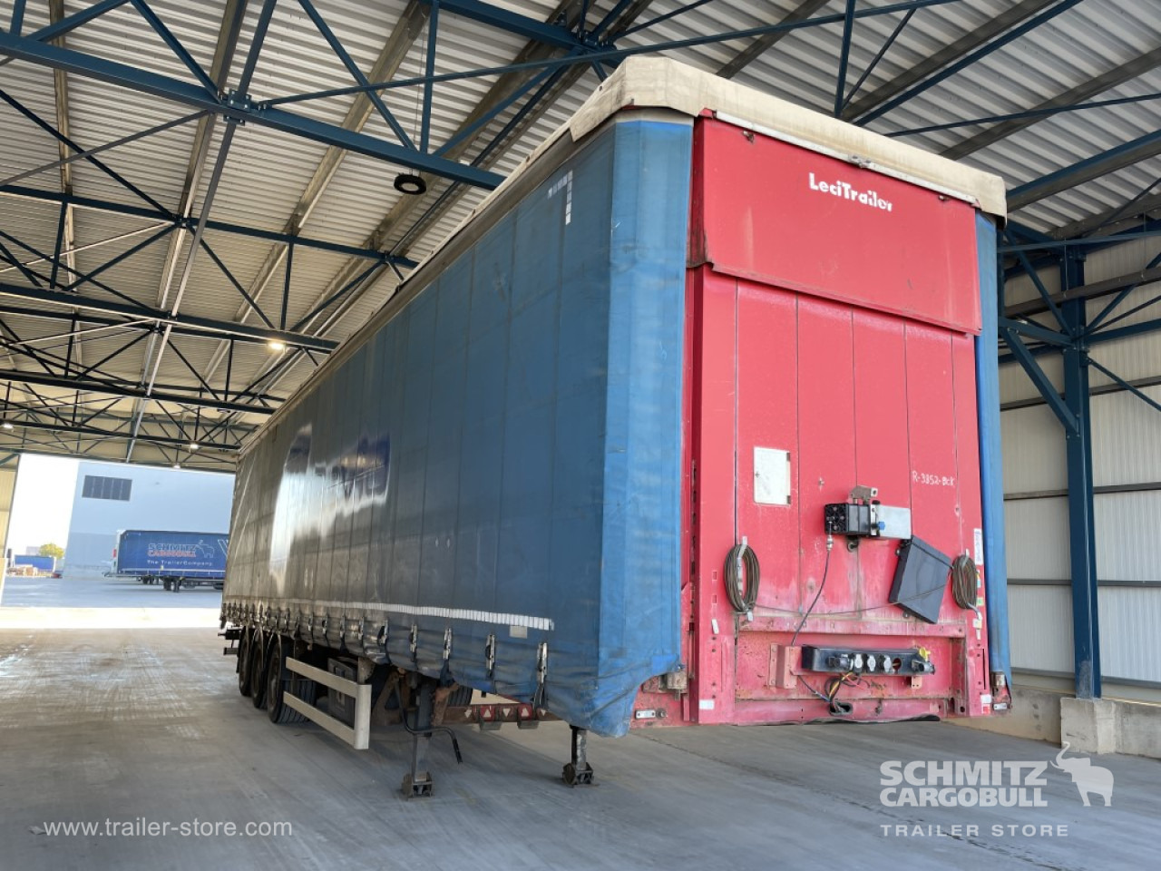 LECIñENA Semiremolque Lona Standard - نصف مقطورة بستائر جانبية: صورة 1 LECIñENA Semiremolque Lona Standard - نصف مقطورة بستائر جانبية: صورة 1