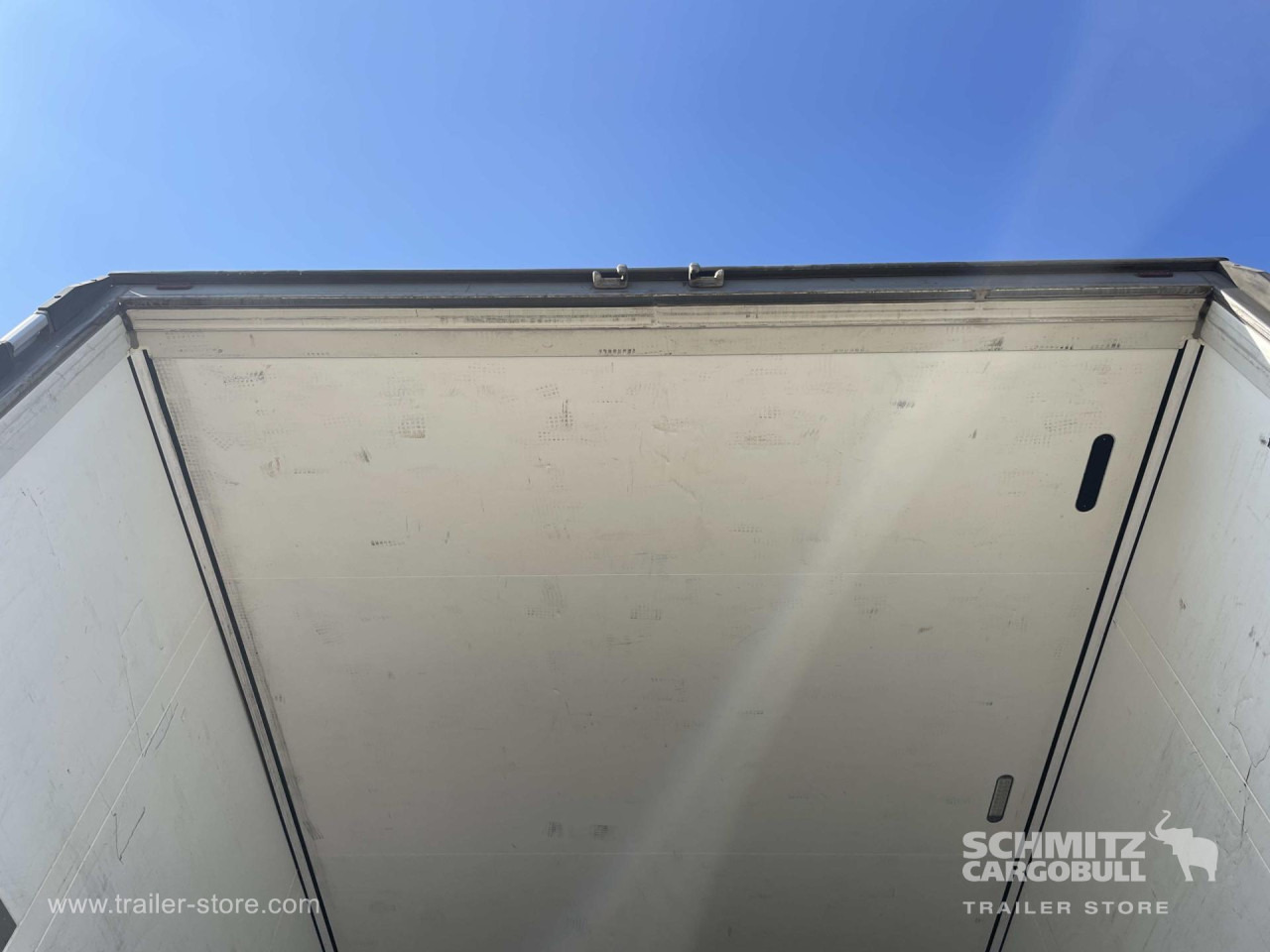 نصف مقطورة ثابتة الحرارة SCHMITZ Semiremolque Frigo Standard: صورة 13 نصف مقطورة ثابتة الحرارة SCHMITZ Semiremolque Frigo Standard: صورة 13