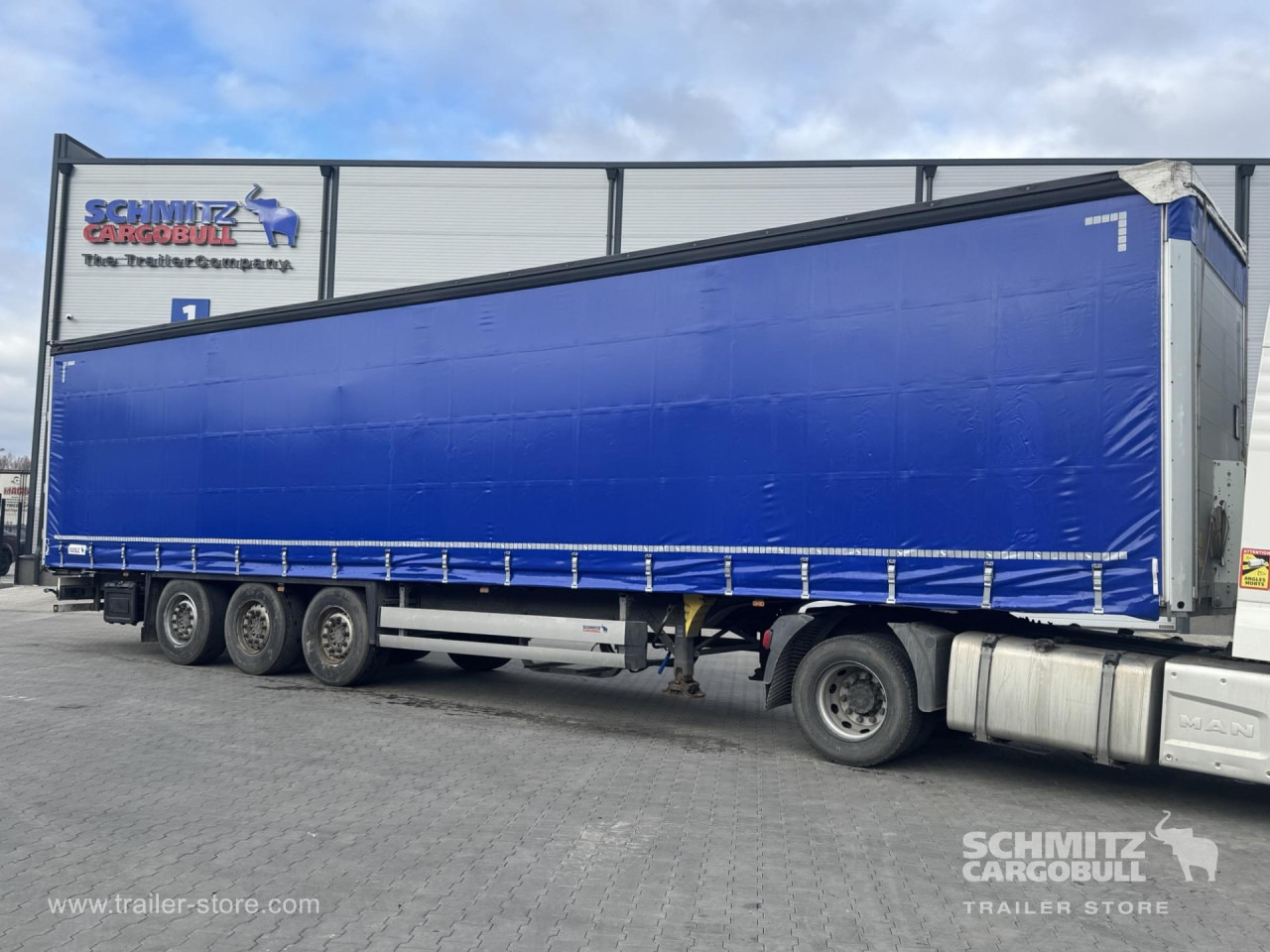 SCHMITZ Curtainsider Standard - نصف مقطورة بستائر جانبية: صورة 1 SCHMITZ Curtainsider Standard - نصف مقطورة بستائر جانبية: صورة 1