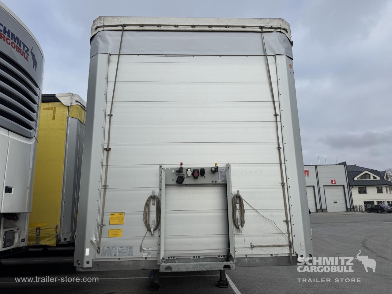 SCHMITZ Curtainsider Standard - نصف مقطورة بستائر جانبية: صورة 4 SCHMITZ Curtainsider Standard - نصف مقطورة بستائر جانبية: صورة 4