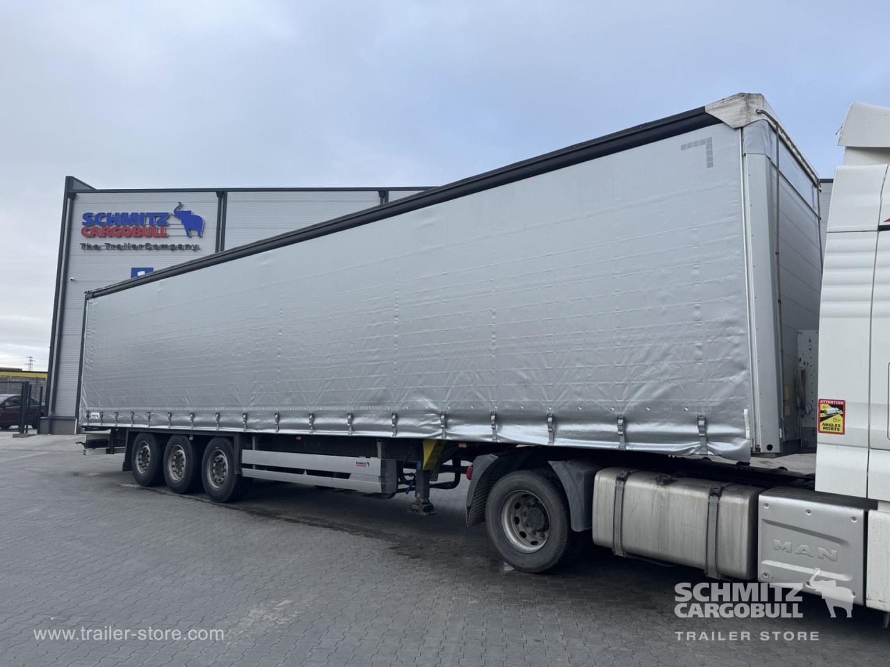 SCHMITZ Curtainsider Standard - نصف مقطورة بستائر جانبية: صورة 1 SCHMITZ Curtainsider Standard - نصف مقطورة بستائر جانبية: صورة 1