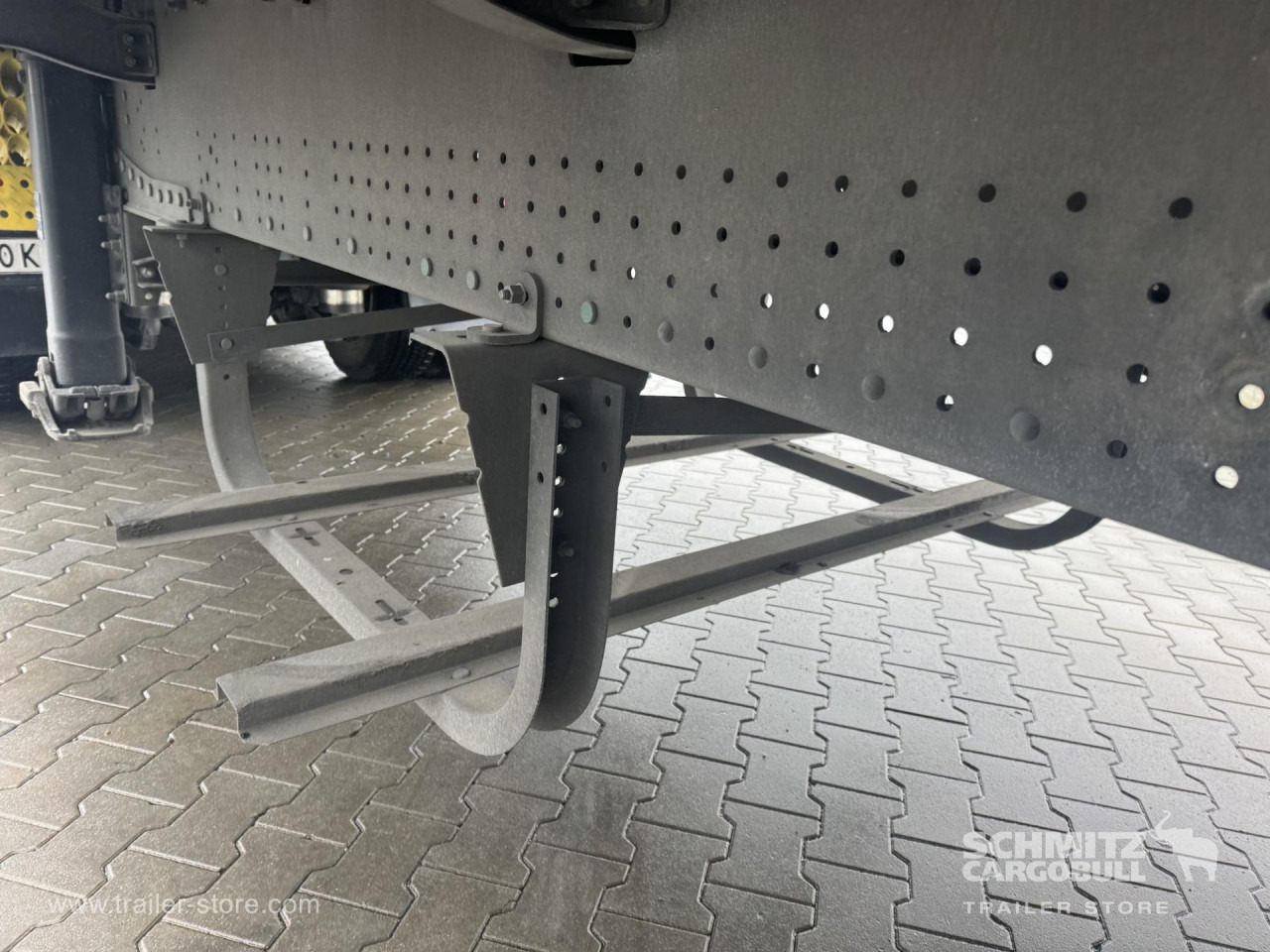 SCHMITZ Curtainsider Standard - نصف مقطورة بستائر جانبية: صورة 2 SCHMITZ Curtainsider Standard - نصف مقطورة بستائر جانبية: صورة 2