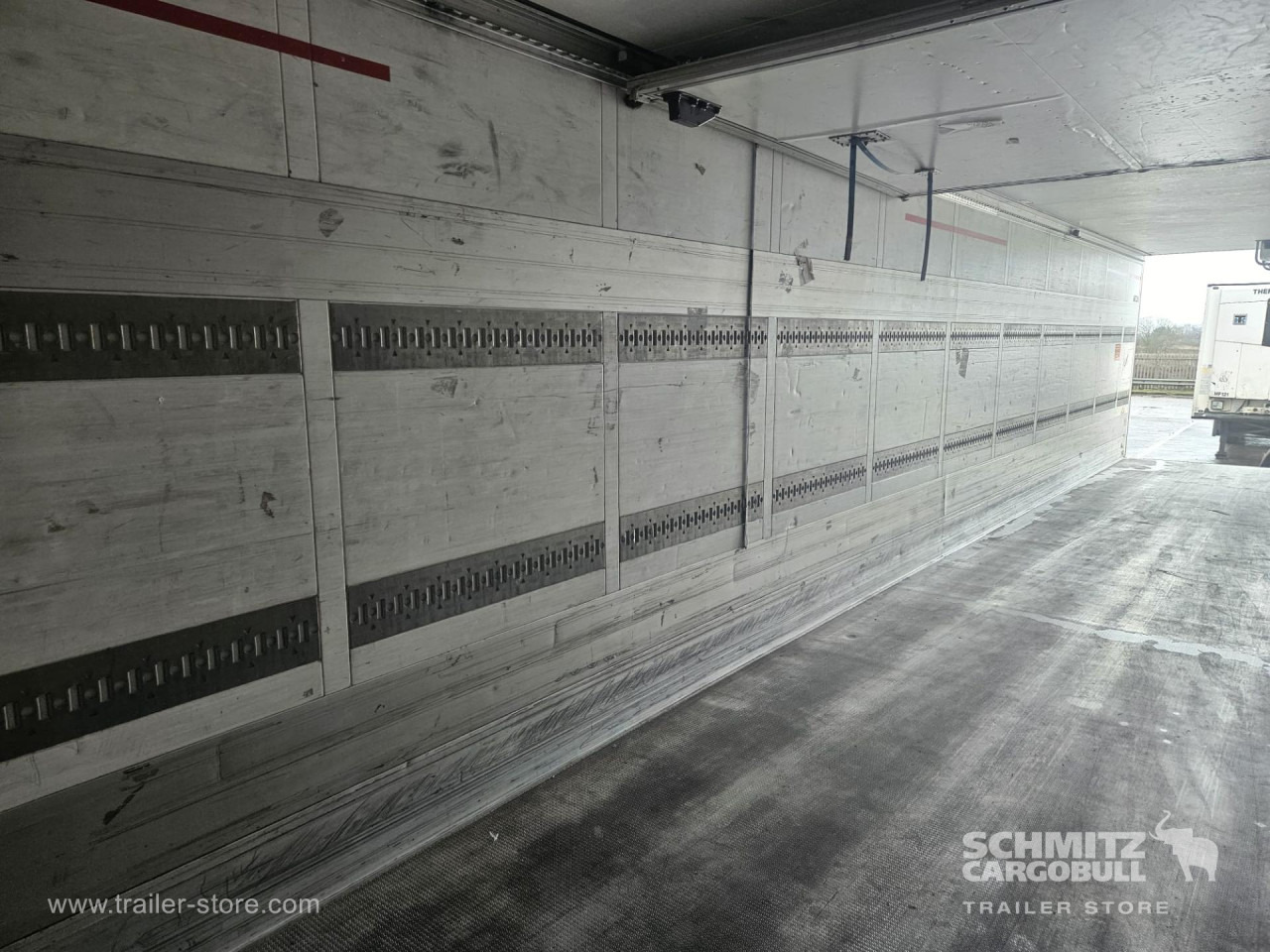SCHMITZ Reefer Multitemp - نصف مقطورة ثابتة الحرارة: صورة 3 SCHMITZ Reefer Multitemp - نصف مقطورة ثابتة الحرارة: صورة 3