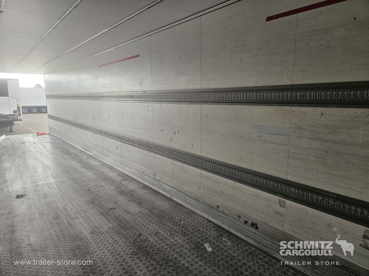 SCHMITZ Reefer Standard - نصف مقطورة ثابتة الحرارة: صورة 4 SCHMITZ Reefer Standard - نصف مقطورة ثابتة الحرارة: صورة 4