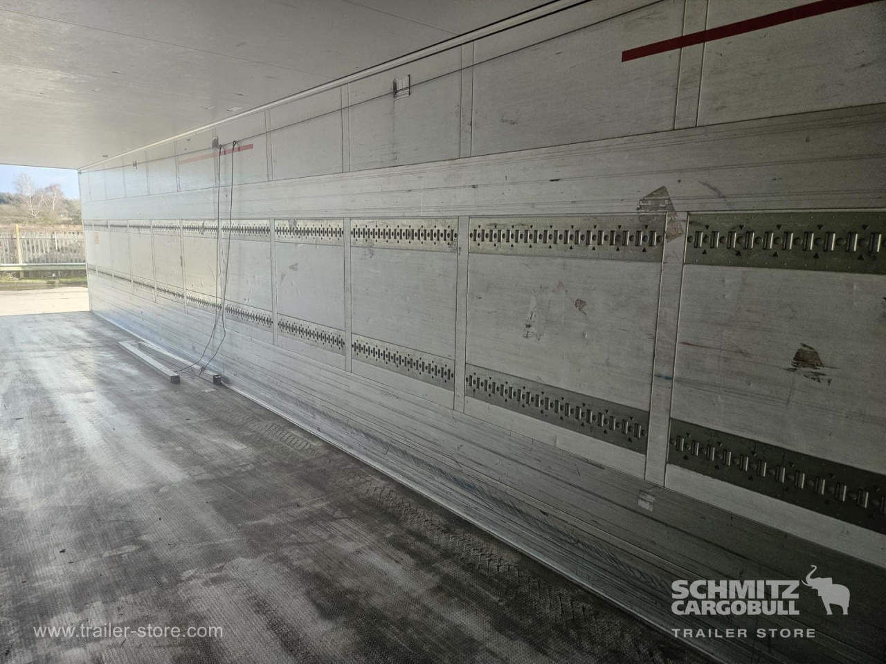 SCHMITZ Reefer Standard - نصف مقطورة ثابتة الحرارة: صورة 4 SCHMITZ Reefer Standard - نصف مقطورة ثابتة الحرارة: صورة 4