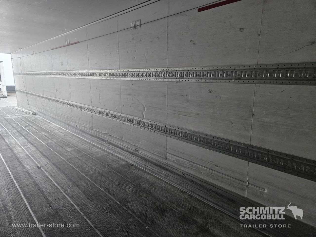 SCHMITZ Reefer Standard - نصف مقطورة ثابتة الحرارة: صورة 3 SCHMITZ Reefer Standard - نصف مقطورة ثابتة الحرارة: صورة 3