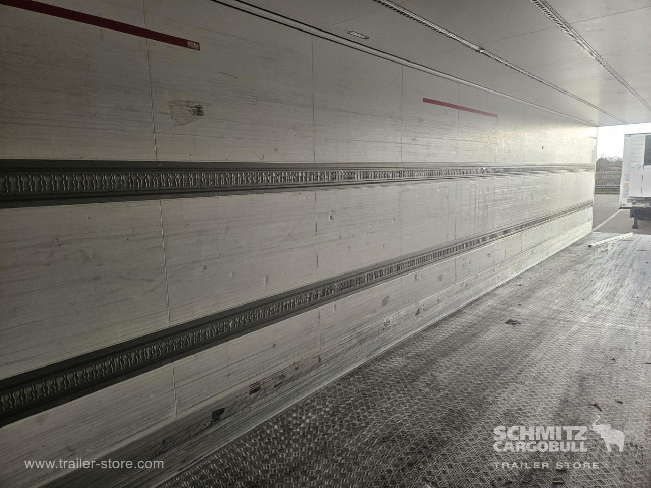 SCHMITZ Reefer Standard - نصف مقطورة ثابتة الحرارة: صورة 3 SCHMITZ Reefer Standard - نصف مقطورة ثابتة الحرارة: صورة 3