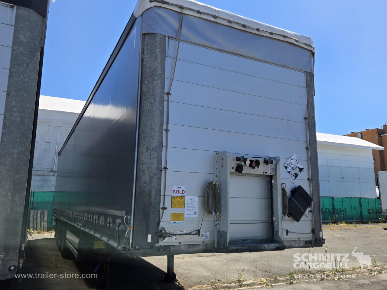 SCHMITZ Curtainsider Standard - نصف مقطورة بستائر جانبية: صورة 3 SCHMITZ Curtainsider Standard - نصف مقطورة بستائر جانبية: صورة 3