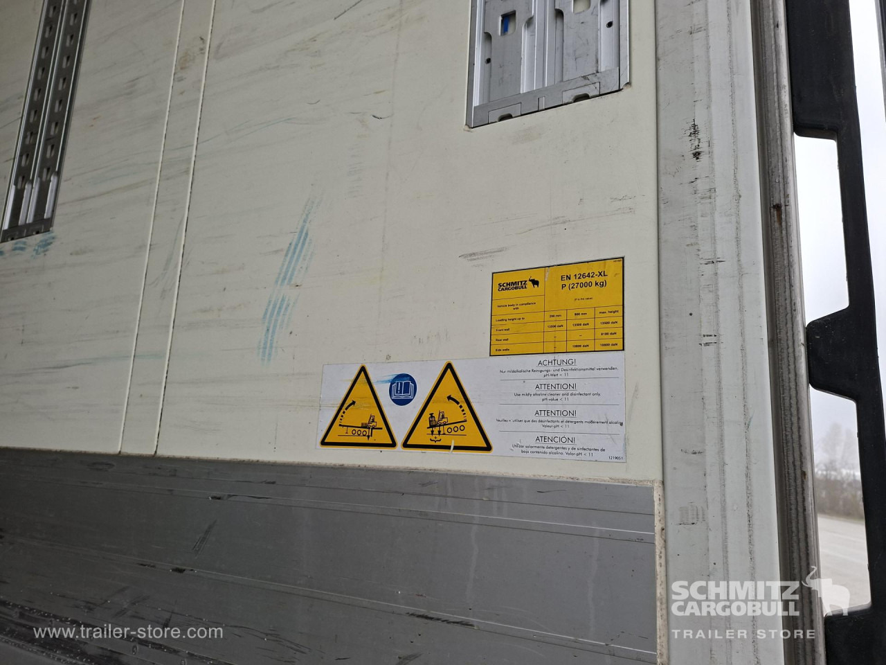 SCHMITZ Reefer Standard Double deck - نصف مقطورة ثابتة الحرارة: صورة 2 SCHMITZ Reefer Standard Double deck - نصف مقطورة ثابتة الحرارة: صورة 2