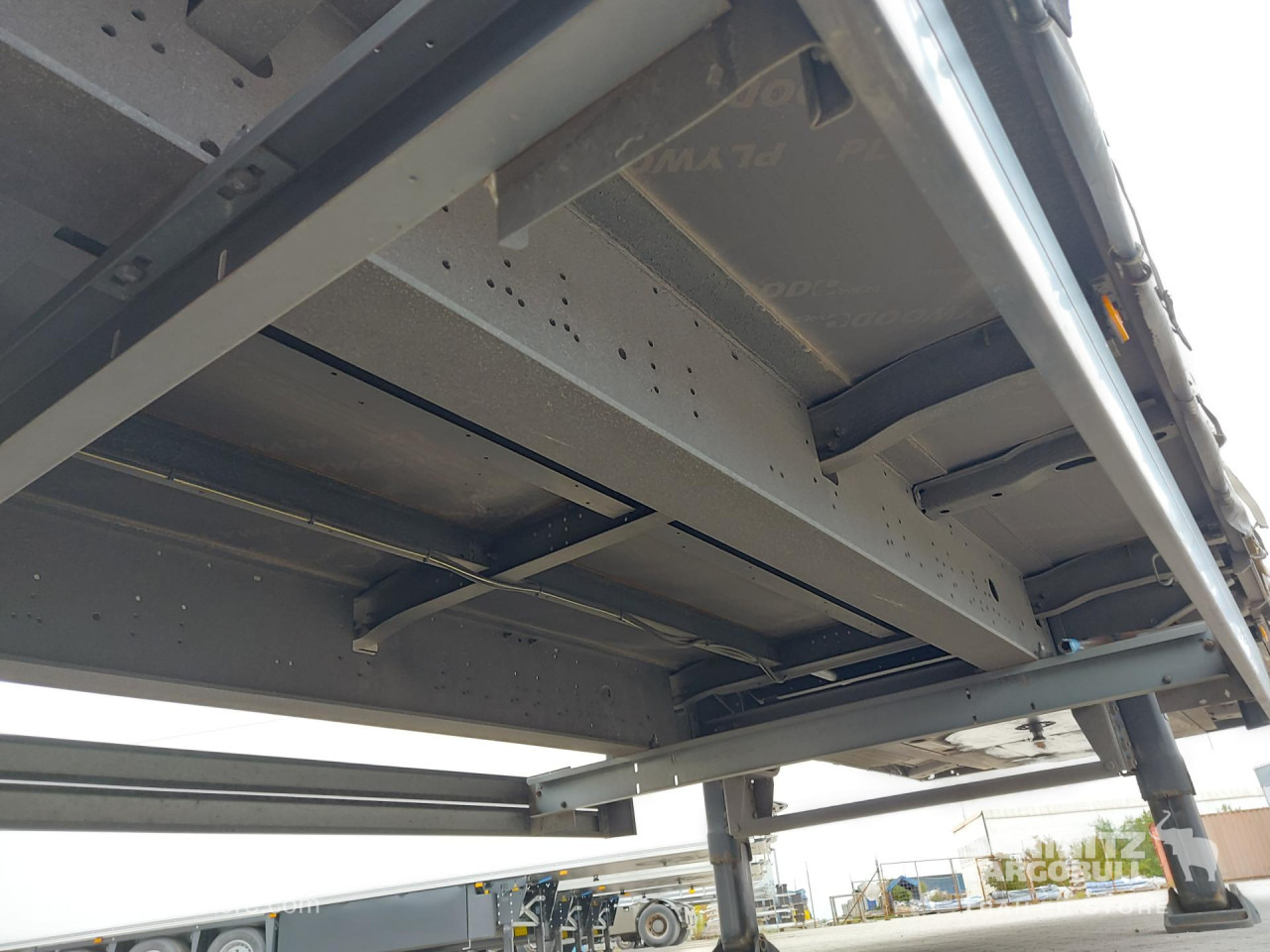 SCHMITZ Tolóponyva Mega - نصف مقطورة بستائر جانبية: صورة 2 SCHMITZ Tolóponyva Mega - نصف مقطورة بستائر جانبية: صورة 2