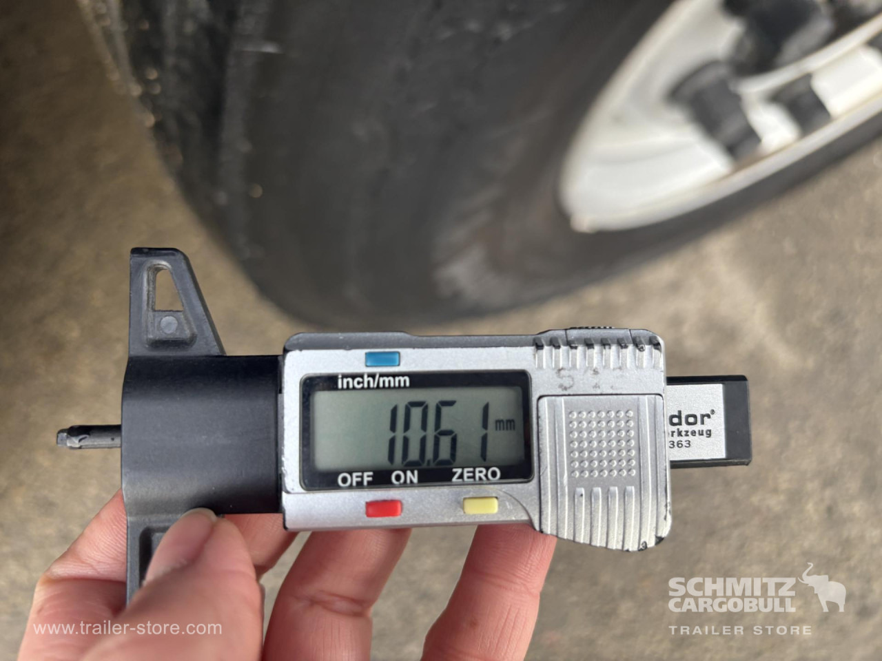 SCHMITZ Curtainsider Standard - نصف مقطورة بستائر جانبية: صورة 2 SCHMITZ Curtainsider Standard - نصف مقطورة بستائر جانبية: صورة 2