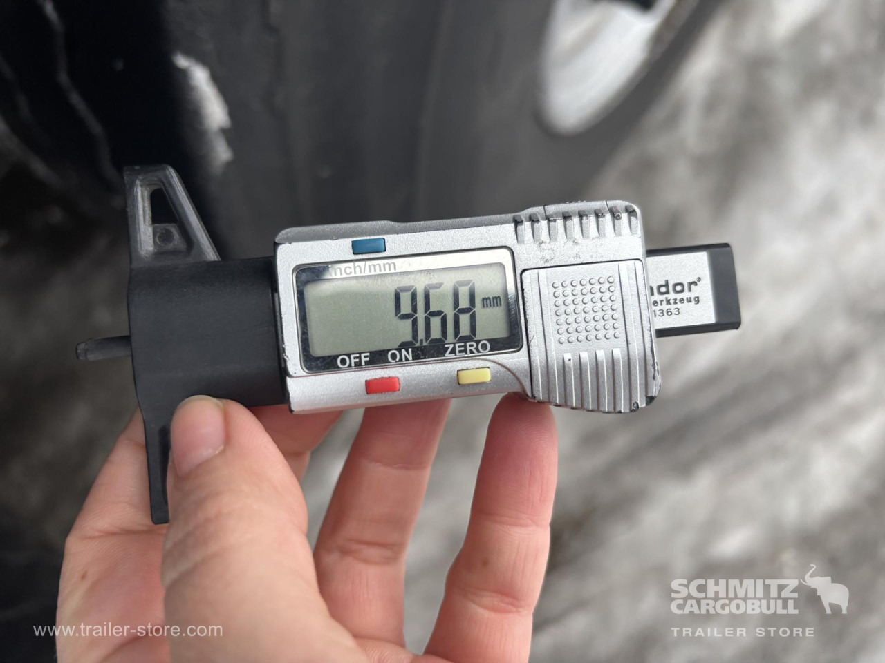 SCHMITZ Curtainsider Standard - نصف مقطورة بستائر جانبية: صورة 5 SCHMITZ Curtainsider Standard - نصف مقطورة بستائر جانبية: صورة 5