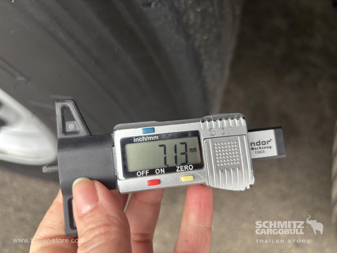 SCHMITZ Curtainsider Standard - نصف مقطورة بستائر جانبية: صورة 2 SCHMITZ Curtainsider Standard - نصف مقطورة بستائر جانبية: صورة 2