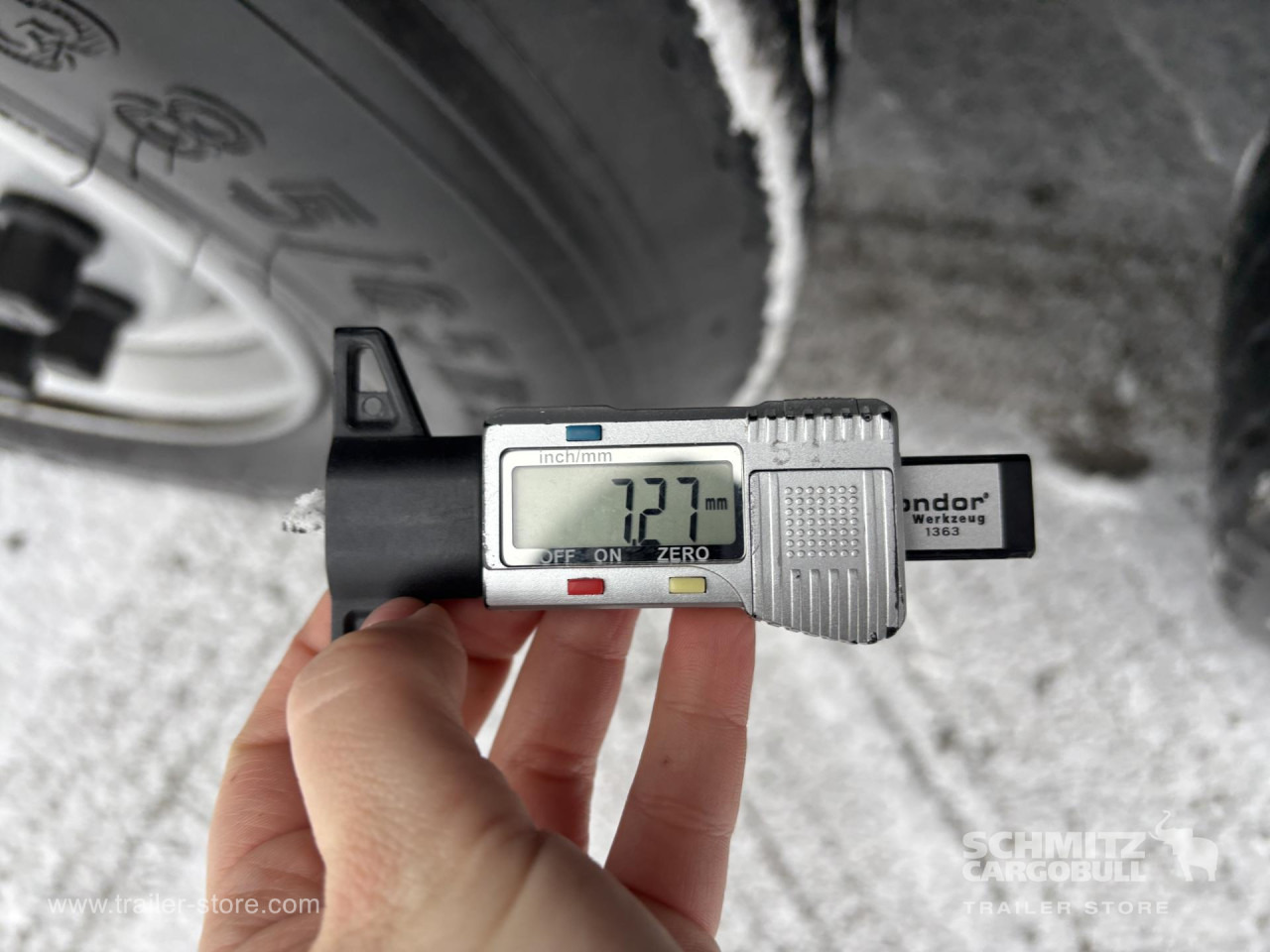 SCHMITZ Curtainsider Standard - نصف مقطورة بستائر جانبية: صورة 2 SCHMITZ Curtainsider Standard - نصف مقطورة بستائر جانبية: صورة 2