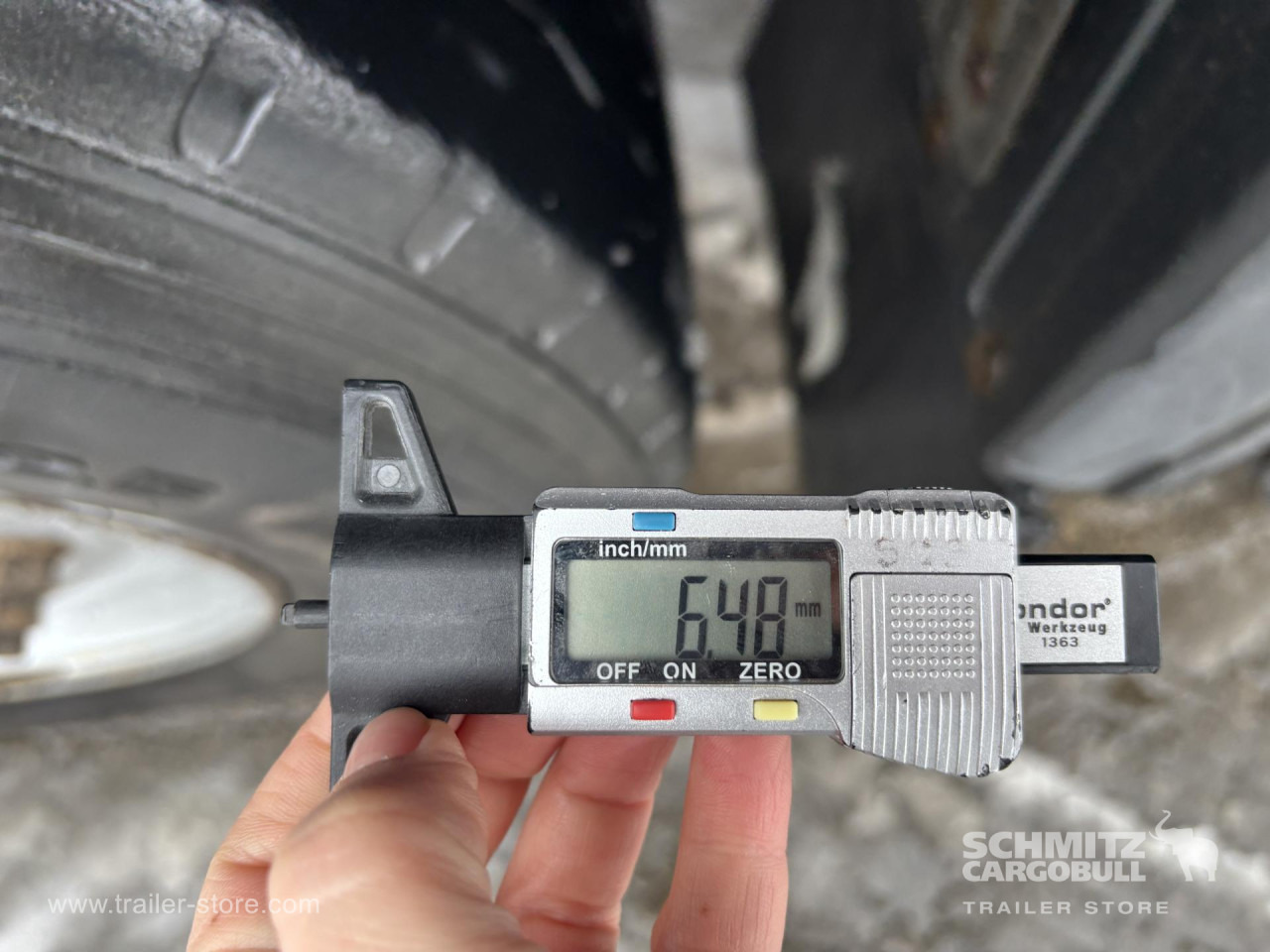 SCHMITZ Curtainsider Standard - نصف مقطورة بستائر جانبية: صورة 4 SCHMITZ Curtainsider Standard - نصف مقطورة بستائر جانبية: صورة 4