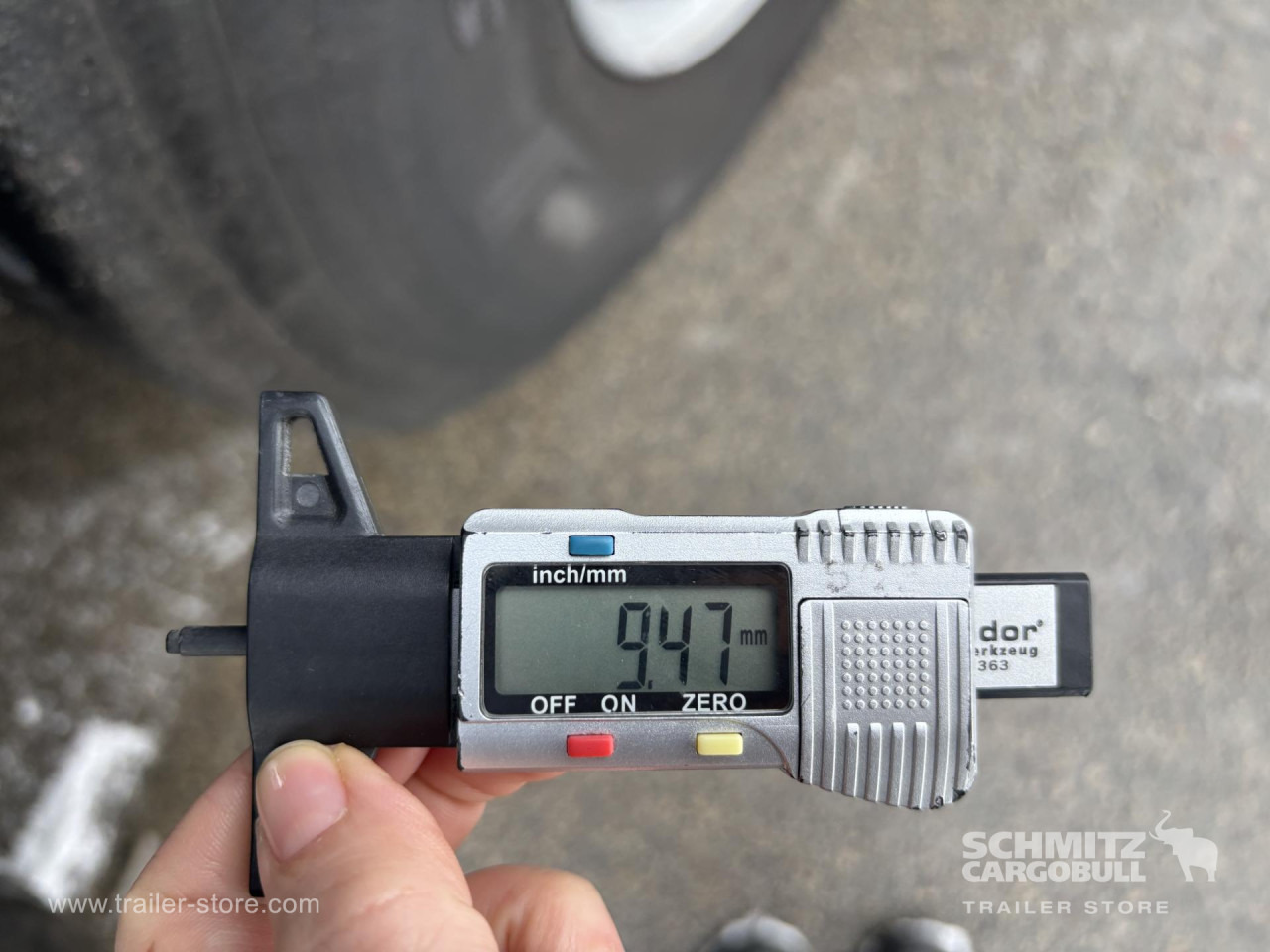 SCHMITZ Curtainsider Standard - نصف مقطورة بستائر جانبية: صورة 2 SCHMITZ Curtainsider Standard - نصف مقطورة بستائر جانبية: صورة 2