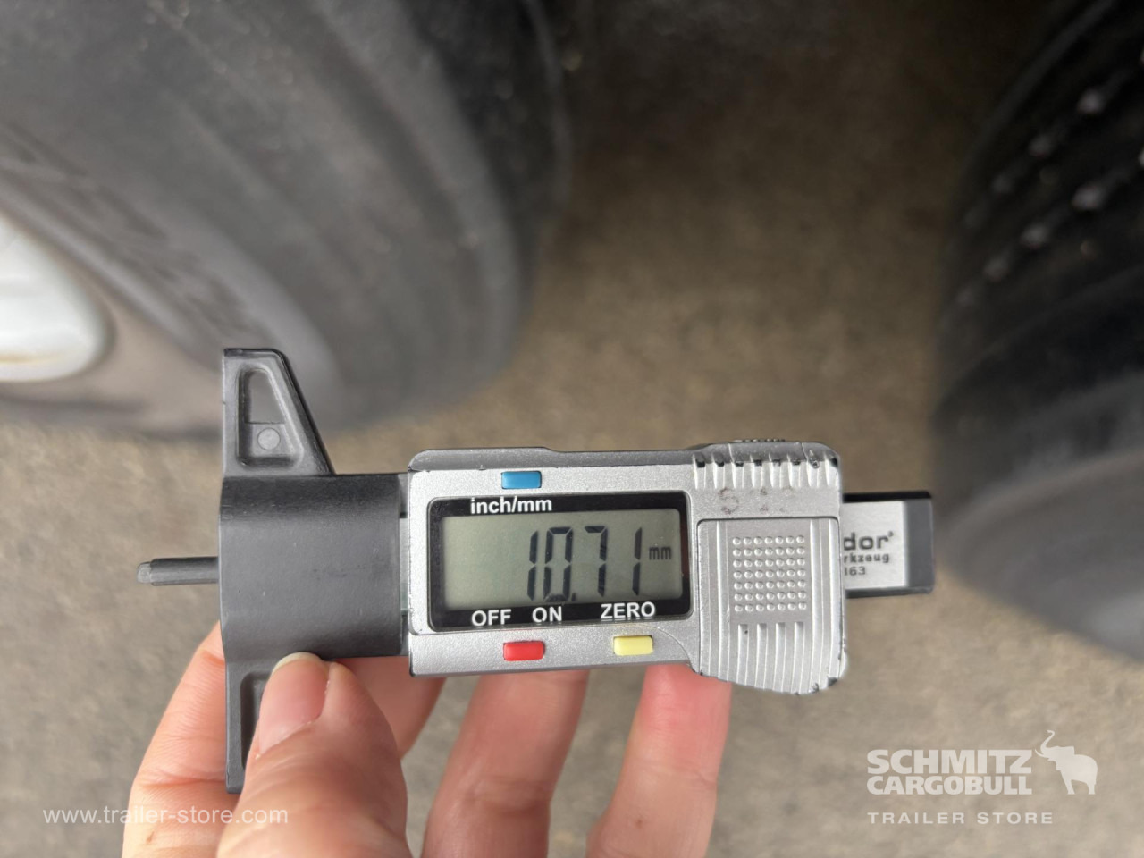 SCHMITZ Curtainsider Standard - نصف مقطورة بستائر جانبية: صورة 2 SCHMITZ Curtainsider Standard - نصف مقطورة بستائر جانبية: صورة 2