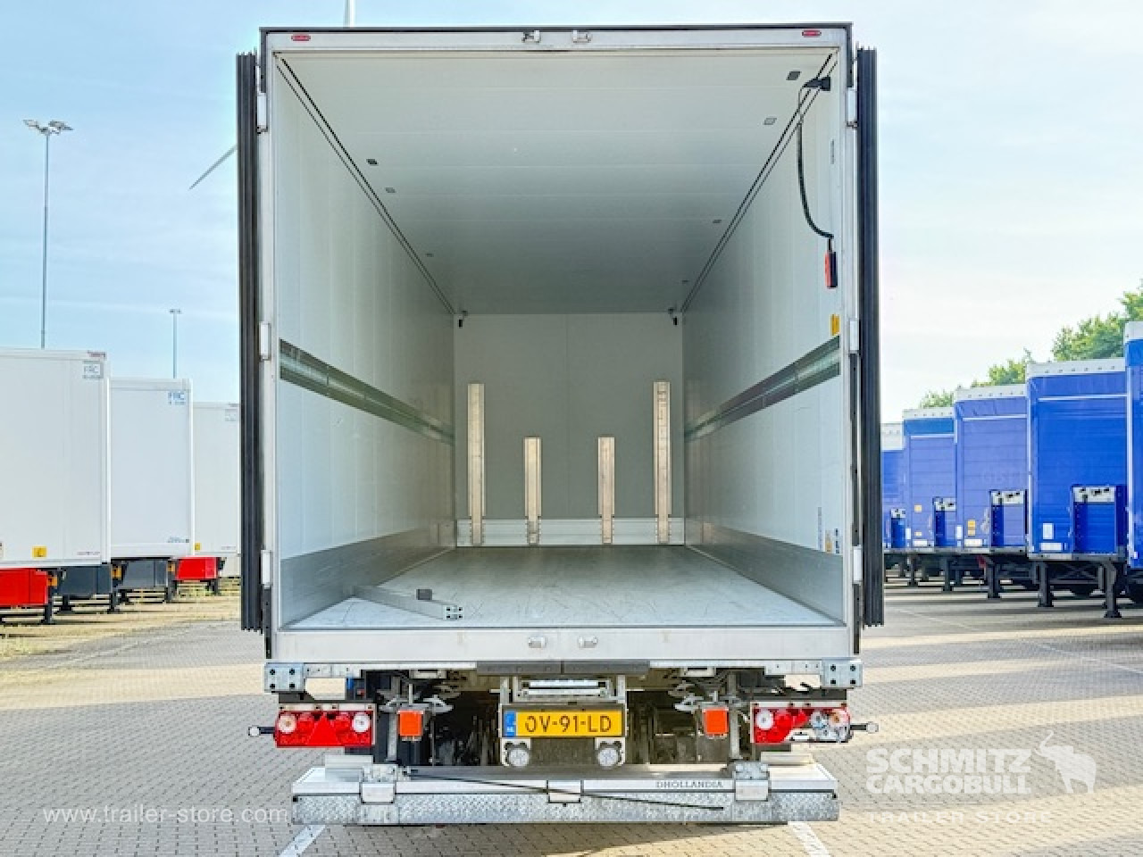 SCHMITZ Oplegger Vries Standard Taillift - نصف مقطورة ثابتة الحرارة: صورة 2 SCHMITZ Oplegger Vries Standard Taillift - نصف مقطورة ثابتة الحرارة: صورة 2