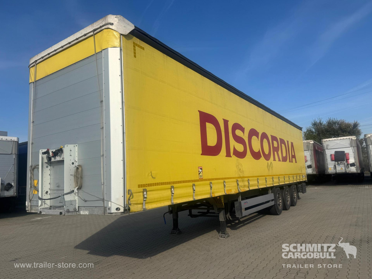 SCHMITZ Curtainsider Standard - نصف مقطورة بستائر جانبية: صورة 1 SCHMITZ Curtainsider Standard - نصف مقطورة بستائر جانبية: صورة 1