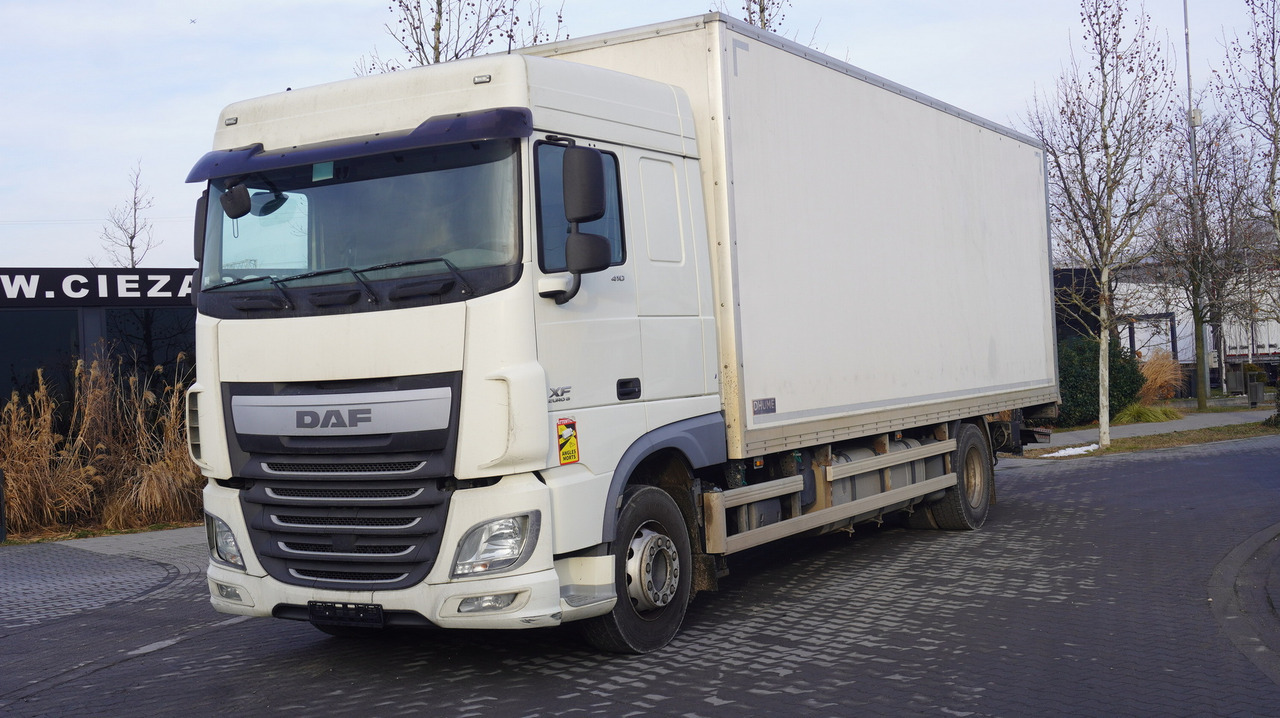 DAF XF 410 EURO 6 /410 HP / 20 EPAL / Dhollandia lift 1500 kg - شاحنة صندوقية: صورة 2 DAF XF 410 EURO 6 /410 HP / 20 EPAL / Dhollandia lift 1500 kg - شاحنة صندوقية: صورة 2