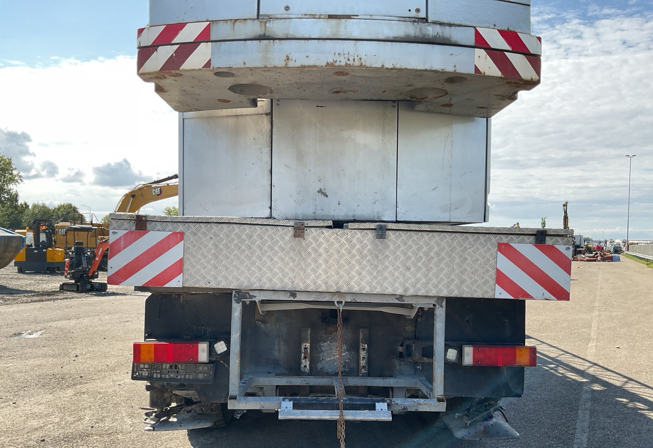 FAUN ATF65G-4 all terrain crane / 65 t cap. / 44 m reach - رافعة لجميع التضاريس: صورة 3 FAUN ATF65G-4 all terrain crane / 65 t cap. / 44 m reach - رافعة لجميع التضاريس: صورة 3