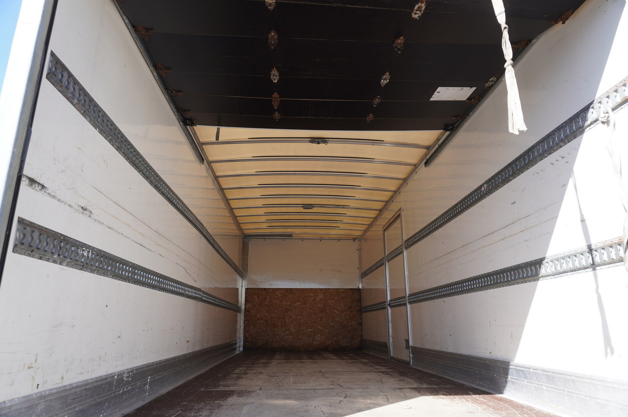 IVECO Eurocargo 120-190 / 160 thousand km !!! / Box 18 EPAL / Dhollandia lift 1500 kg - شاحنة صندوقية: صورة 5 IVECO Eurocargo 120-190 / 160 thousand km !!! / Box 18 EPAL / Dhollandia lift 1500 kg - شاحنة صندوقية: صورة 5