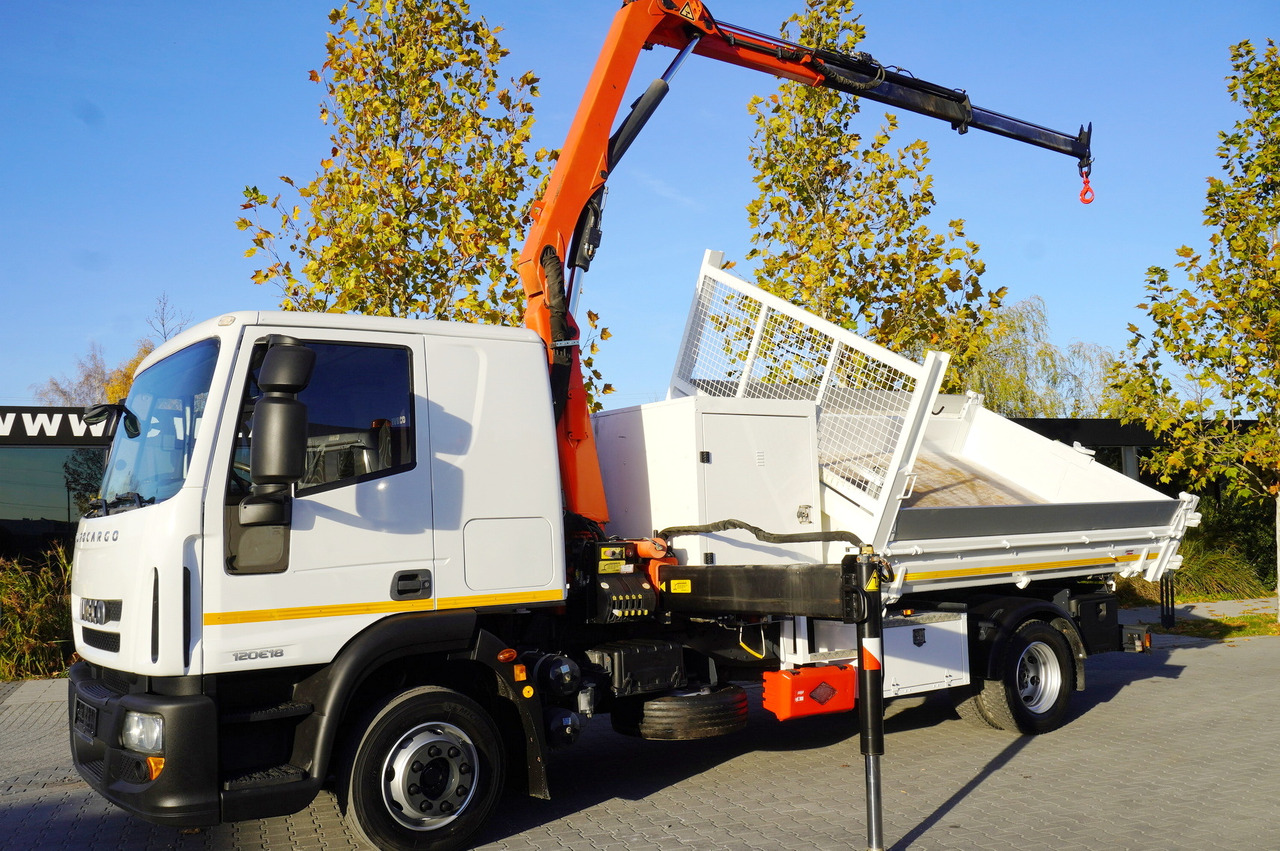 IVECO Eurocargo 120E18 Crane Palfinger / 3-way tipper / sleeper cab - شاحنة قلاب, شاحنة كرين: صورة 3 IVECO Eurocargo 120E18 Crane Palfinger / 3-way tipper / sleeper cab - شاحنة قلاب, شاحنة كرين: صورة 3