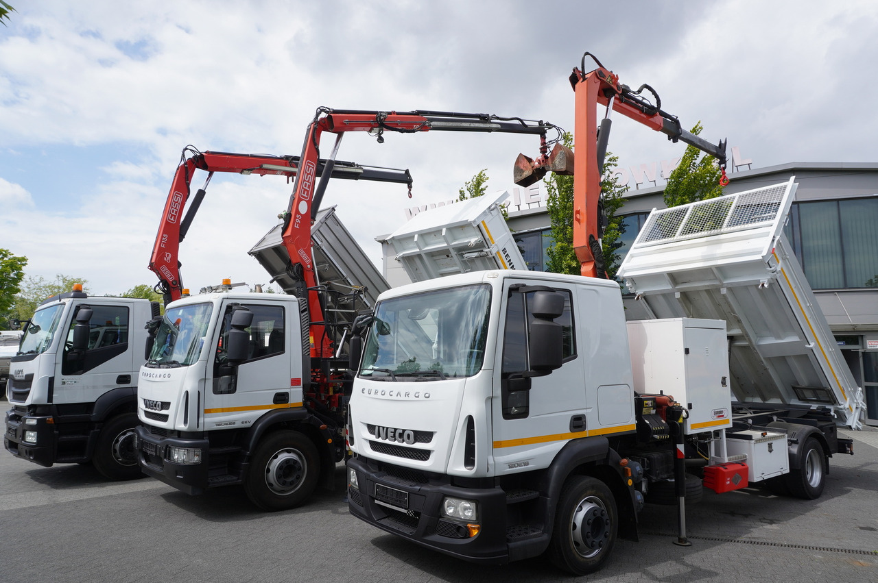 IVECO Stralis 310 E6 / NEW 3-sided tipper / Fassi F135 crane with remote control - شاحنات مسطحة, شاحنة كرين: صورة 4 IVECO Stralis 310 E6 / NEW 3-sided tipper / Fassi F135 crane with remote control - شاحنات مسطحة, شاحنة كرين: صورة 4