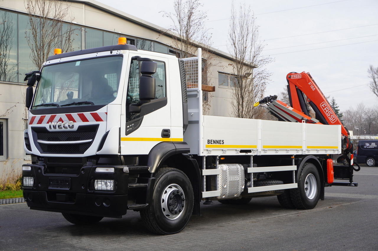 IVECO Stralis X-Way 310 4x2 E6 / Fassi F155 crane / 670 MTH / Remote control / Rotator / 130 tho. km - شاحنات مسطحة, شاحنة كرين: صورة 2 IVECO Stralis X-Way 310 4x2 E6 / Fassi F155 crane / 670 MTH / Remote control / Rotator / 130 tho. km - شاحنات مسطحة, شاحنة كرين: صورة 2