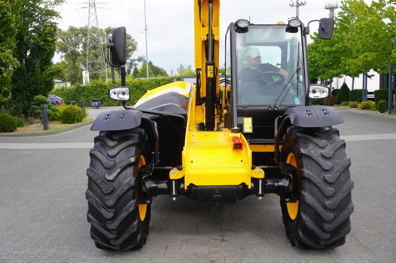 تأجير JCB 526-56 AGRI Plus / 5.6 m telescopic loader / joystick JCB 526-56 AGRI Plus / 5.6 m telescopic loader / joystick: صورة 17