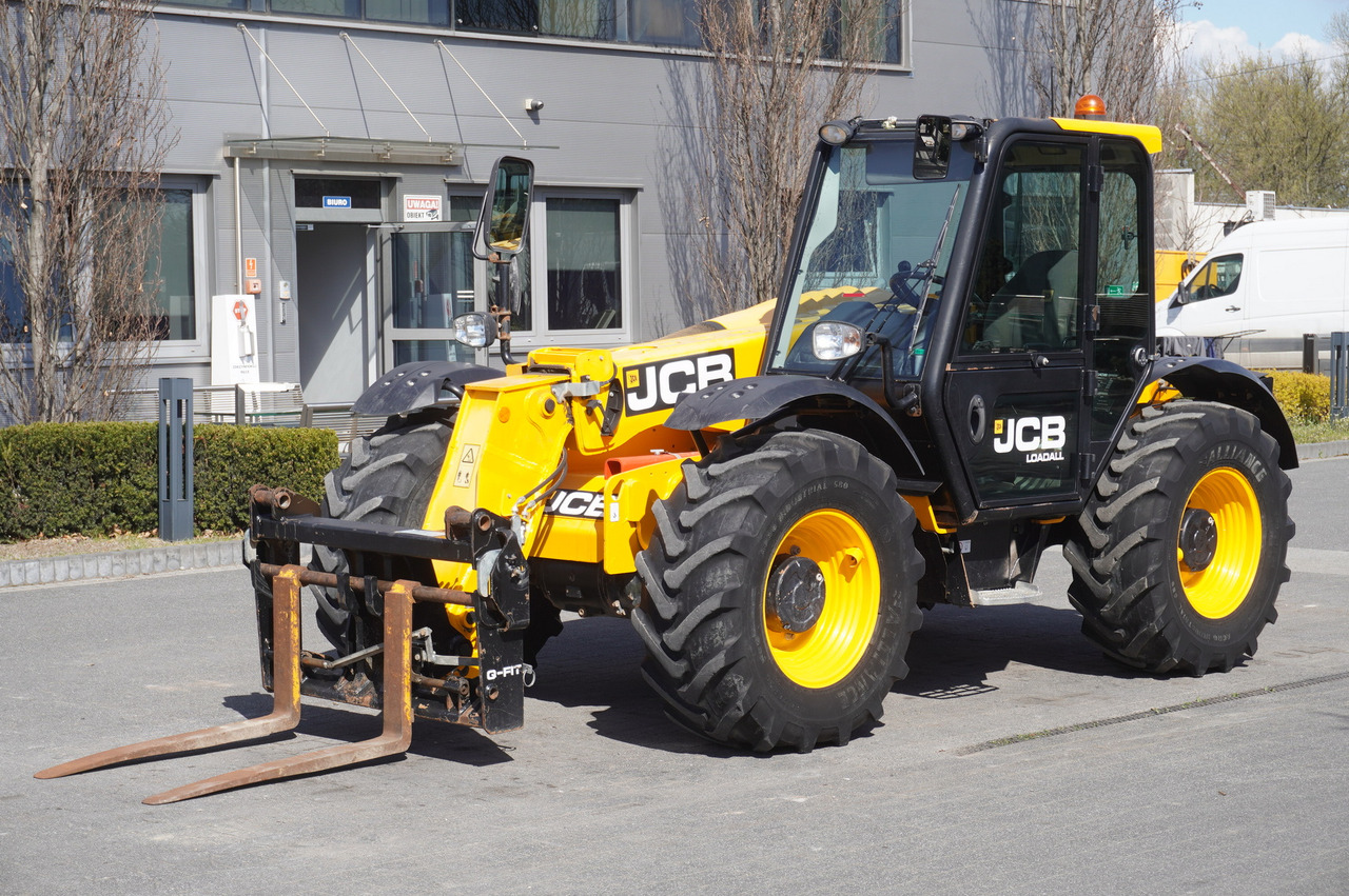 JCB 526-56 AGRI Plus / 5.6 m telescopic loader / joystick - جرافة ذات عجلات تلسكوبية: صورة 3 JCB 526-56 AGRI Plus / 5.6 m telescopic loader / joystick - جرافة ذات عجلات تلسكوبية: صورة 3